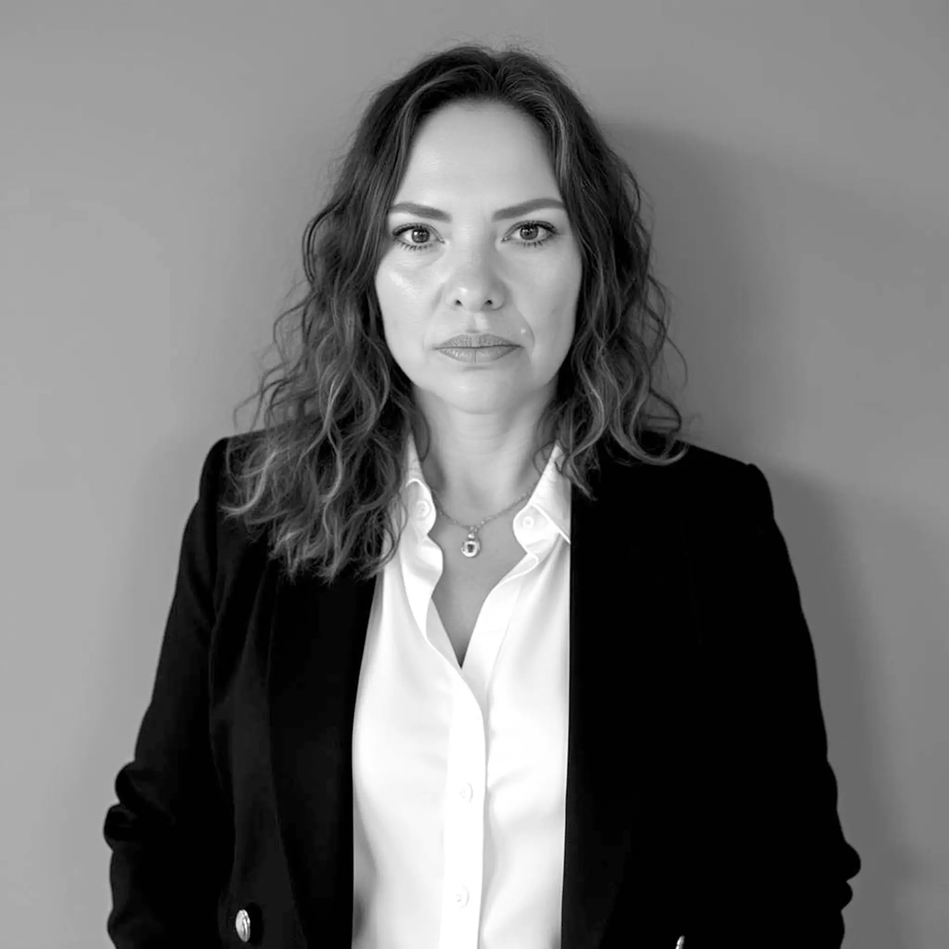 Dra. Claudia E. <br>  Viveros Silos